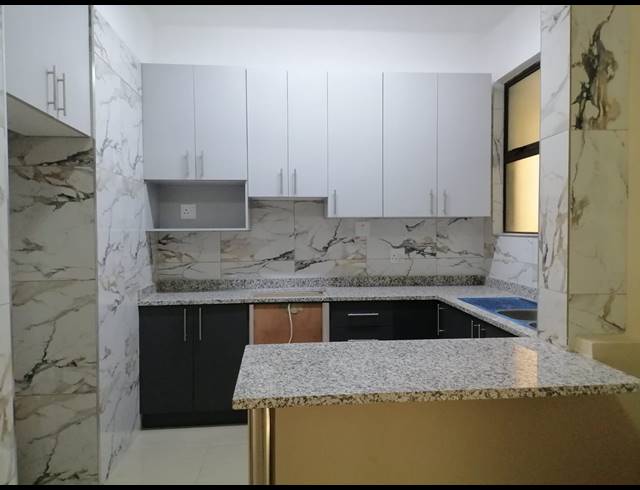 2.5 BEDROOM FLAT FOR SALE IN SOUTH BEACH